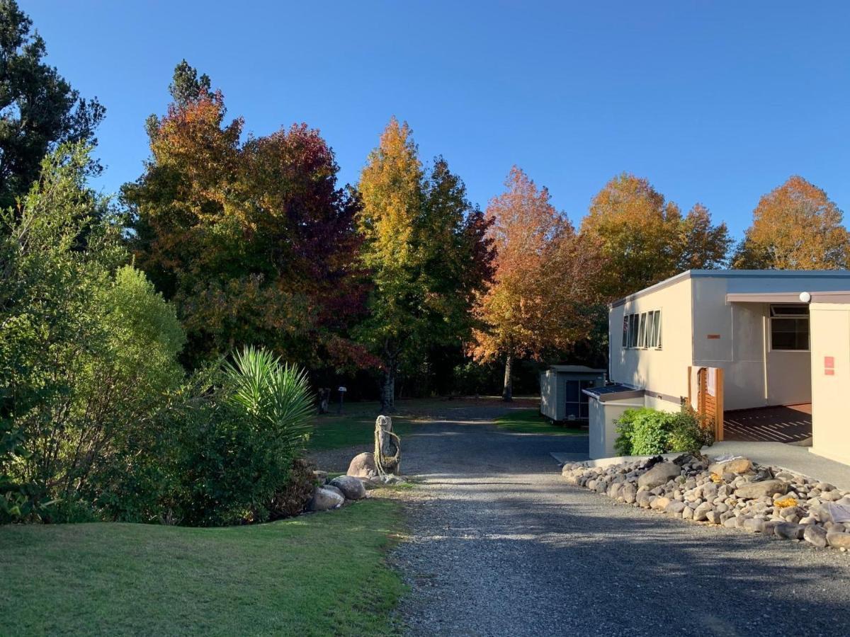 Sapphire Springs Holiday Park And Thermal Pools Katikati Exterior photo