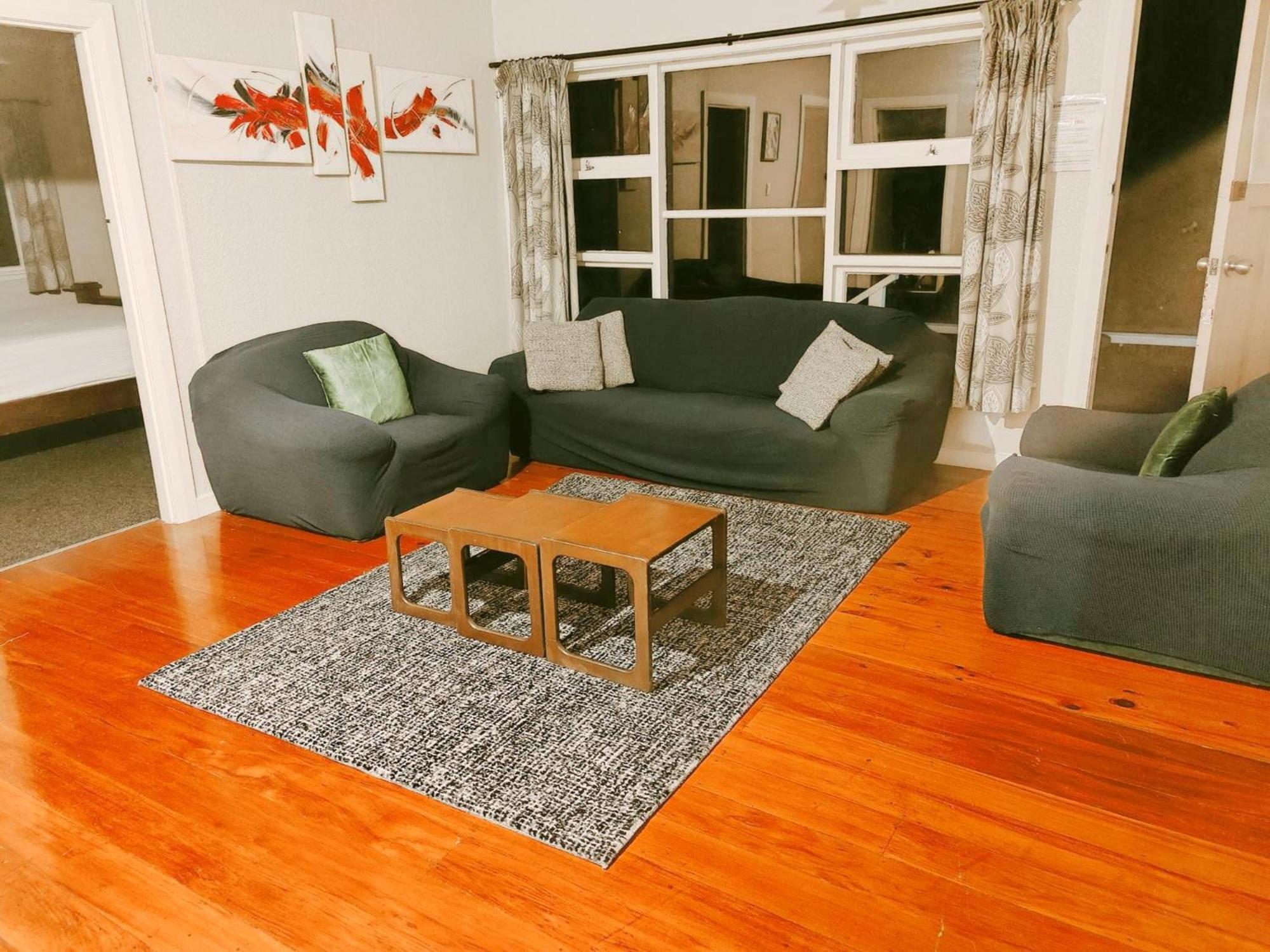 Sapphire Springs Holiday Park And Thermal Pools Katikati Room photo